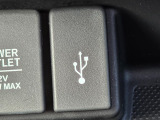 便利なUSBジャックを装備しています。