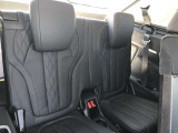 3列目には2名用のシートが装備されます。