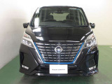 セレナ 1.2 e-POWER ハイウェイスターV 