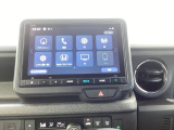 ドライブの必需品。見やすい・使いやすいHonda純正のメモリーナビを搭載。Bluetooth機能もついているのでお持ちのスマートフォンと連携させて、さらに便利に利用が可能です。