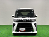 細部にメッキパーツの煌き。大人の感性に響く洗練さを身にまとったタントカスタムが入荷致しました。