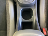 ドリンクボケット装備、小物入れにもなって便利です