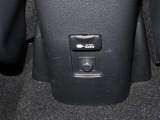 非常時やキャンプなどに役立つAC100Vコンセント付きです。