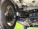 お車を安心してお乗りいただく為には、足回りの定期点検が欠かせません。サービスサポート(有償保証)では無料点検もご提供しており、安心のカーライフをお過ごしいただけるサポート体制が整っています。