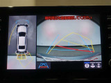 パノラミックビューモニター付きで、車両の周囲を確認することができるので安心できますね♪