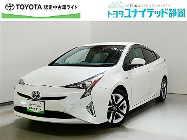 トヨタ プリウス 