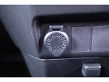 12V/120Wのアクセサリーソケットが付いてます