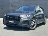 アウディ Q7