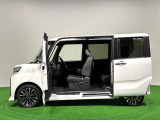 ☆ミラクルオープンドア☆ 驚くほど大開口!しかも両側スライドドア!乗り降りがしやすい、大きなも荷物の積み込めもラクラク♪ピラー内臓スライドドアで運転席側と同等の強度・剛性を確保しました。