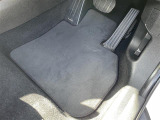 ◆LIBERALAは、輸入車選びの新たなスタイルを提案するインポート・セレクト・ブランドです。オーナー様となる方がクルマから直接感じる感性を第一にした、最良の一台との出会いをコーディネートいたします。