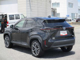 明るく広々、落ち着いた店内では、中古車のご検討・ご購入のほか、携帯電話(au)の購入等、様々なご相談に幅広く応えていきます♪