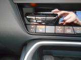 運転席&助手席シートヒーターが、寒い時期にもより快適な運転環境を提供します。