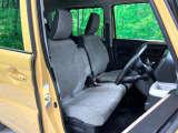 運転席シート廻りは使用感も少なく、良好な状態となっています。丁寧に使われていたことがよくわかりますね。