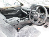 視界が良く運転性の良いフロントヒーターシート