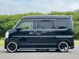 全国ご納車大歓迎です。北海道から沖縄まで個人様・法人様、ご納車実績ございます。遠方様向けの充実したアフターサービスもご好評を頂いております。御用命をお待ちしております。