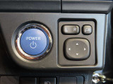 スマートキー装備車なので、キーを取り出さなくてもエンジン始動が可能です。