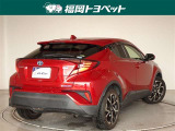 色はきれいなエモーショナルレッド2です。