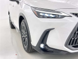 フォグランプ装着車です。暗い夜道の車両前方を明るく照らします