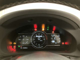 視認性の良いスピードメーターです☆