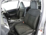 ◆運転席・助手席◆室内は、シートクリーニングや各部の徹底した清掃を実施し、消臭・除菌処理を行っています。しかも、全ての差上で天然成分の薬剤にこだわり安心・安全へも配慮しています。