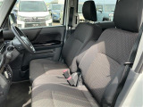 当社の展示車両は、業界屈指の検査専門会社である「株式会社AIS」による車両検査を受けております。第三者機関の厳正なるチェックを行い、修復歴の有無を開示しております。