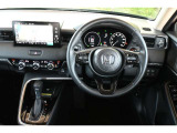 ドライバーを包み込み 運転の期待が高まるコックピット