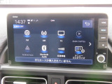 9インチ・ホンダ純正コネクト対応ナビです。自動地図更新、ハイレゾ再生、AppleCarPlay、AndroidAuto、フルセグTV、Bluetoothオーディオに対応しています。
