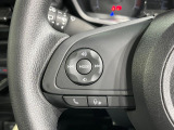 【ステアリングスイッチ】運転中、前方から目線をそらすことなく、オーディオ等の操作が可能な便利機能!安心&快適なドライブを演出してくれます♪