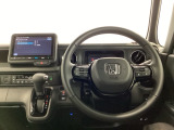【Honda SENSING】いつもの道で、高速道路などで、安心・快適な運転を支援します。先進の安全運転機能システム搭載。