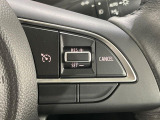 【クルーズコントロール】高速道路もラクラク走行。アクセルを離しても一定速度で走行ができ、長距離運転時の負担を軽減!加速・減速も簡単なスイッチ操作で調整できます。