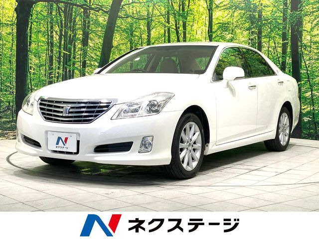 クラウン 2.5 ロイヤルサルーン ナビパッケージ