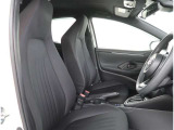 【フロントシート】運転しやすいドライバーズコックピット!ドライブが楽しくなります。