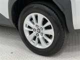 タイヤサイズは205/65R16!純正アルミホイール!残り溝は4ミリ程度です!
