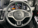 【ステアリングスイッチ】運転中、前方から目線をそらすことなく、オーディオ等の操作が可能な便利機能!安心&快適なドライブを演出してくれます♪