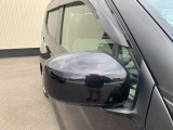 エンジンルームも綺麗に洗浄してから納車致します。普段あまり見ることが無い箇所だからこそ綺麗だと感動しますよね(*&acute;▽`*)
