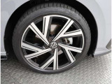 Volkswagen純正18インチアルミホイールです!