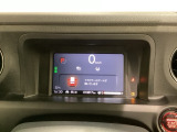 デジタル表示のスピードメーターとタコメーター、燃費やオドメーターなどの表示の他に、ホンダセンシング機能などの表示もできる多機能なマルチインフォメーション・ディスプレイです。