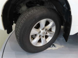 【タイヤサイズ】265-65R-17です。