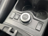 【オールモード4&times;4】2WD/4WDモードを手軽に切り替え可能。燃費重視の2WD、スタック時に役立つLOCK、AUTOモードでは4WDの配分を自動で調整し、路面状況を問わず安定した走りをサポート。