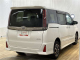 走りにこだわりながら収納力も持ち合わせたお車です。荷物を載せて軽快なドライブを楽しめますよ♪