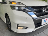 【LEDヘッドライト】悪天候や夜間走行時も良好な視界を確保し安心して運転できる高輝度LEDヘッドライトを装備!点灯速度が早く、消費電力も抑えられています。
