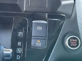 オートブレーキホールド 信号待ちなどで停車中に自動的にブレーキ力を保持する機能です