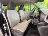 運転席シート廻りは使用感も少なく、良好な状態となっています。丁寧に使われていたことがよくわかりますね。