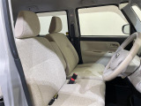 【4人乗り】ゆったりとした座り心地と、車内を広々と使える快適性に長けているので、快適な時間をお過ごしいただけます!