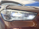 ●LEDヘッドライト:夜間走行時も良好な視界を確保し安心して運転できる高輝度LEDヘッドライトを装備!点灯速度が早く、消費電力も抑えられています。