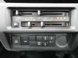 鳥取トヨペットではお車のご購入時はもちろんですが、アフターメンテナンスも安心してお任せ頂ける体制を整えております。末永いお客様とのお付き合いを第一に考え、様々なご提案をさせて頂きます。