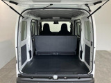 延長保証につきましてはお求めいただく車両によって保証料が異なりますので、当店スタッフまでお気軽にお問い合わせくださいませ。