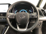 ハンドルは車を運転する上で、ずっと握っている重要なパーツです。手にフィットする物がいいですよね♪