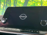 【純正ナビ】人気の純正ナビを装備。オーディオ機能も充実しており、Bluetooth接続すればお持ちのスマホやMP3プレイヤーの音楽を再生可能!毎日の運転がさらに楽しくなります!!