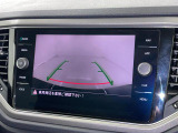 カラーバックモニター搭載しています。リアの映像がカラーで映し出されますので日々の駐車も安心安全です。